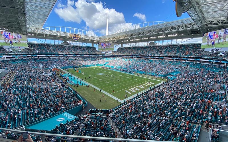 郑钦文在查,尔斯顿闪亮,亮相,WM完美真人视讯,WM完美真人平台,WM完美真人官网,WM完美真人官网app