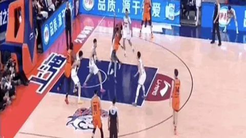 國足迎難而上，抗高温战时差，备战紧张进行时